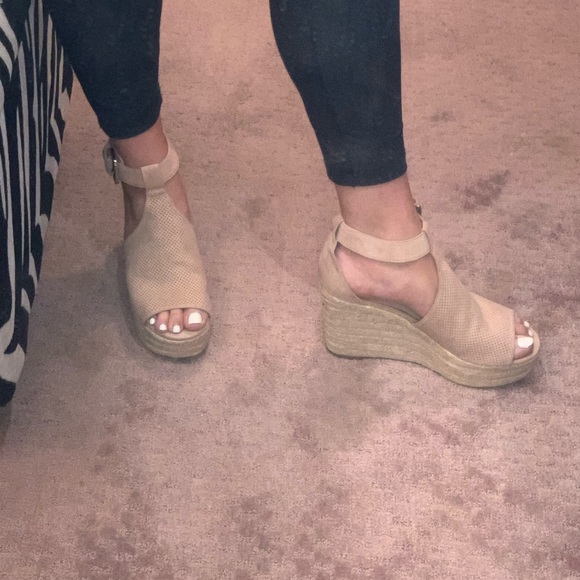 Wedges - Picture 6 of 7